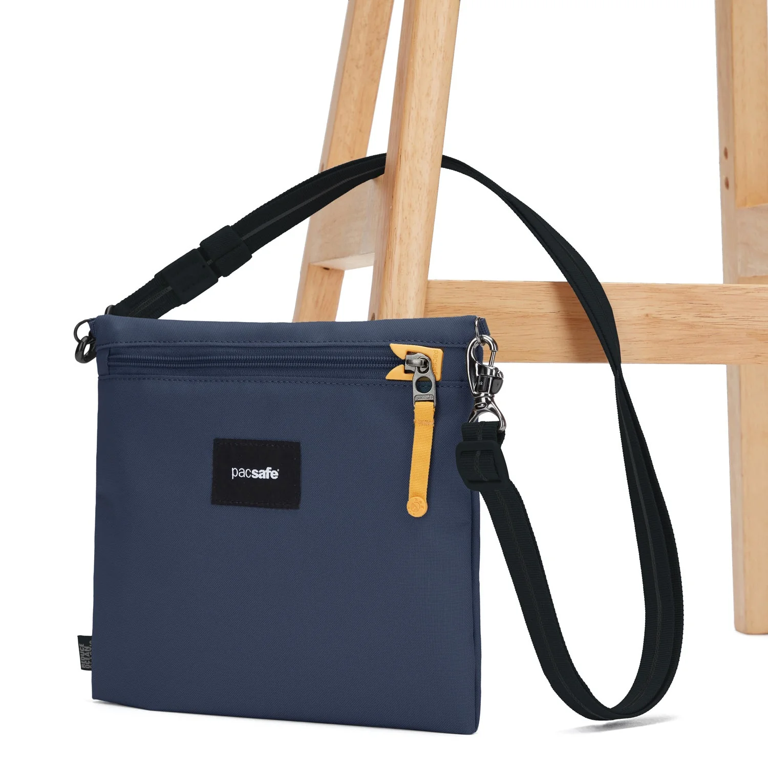 Pacsafe® GO anti-theft crossbody pouch - Image 21