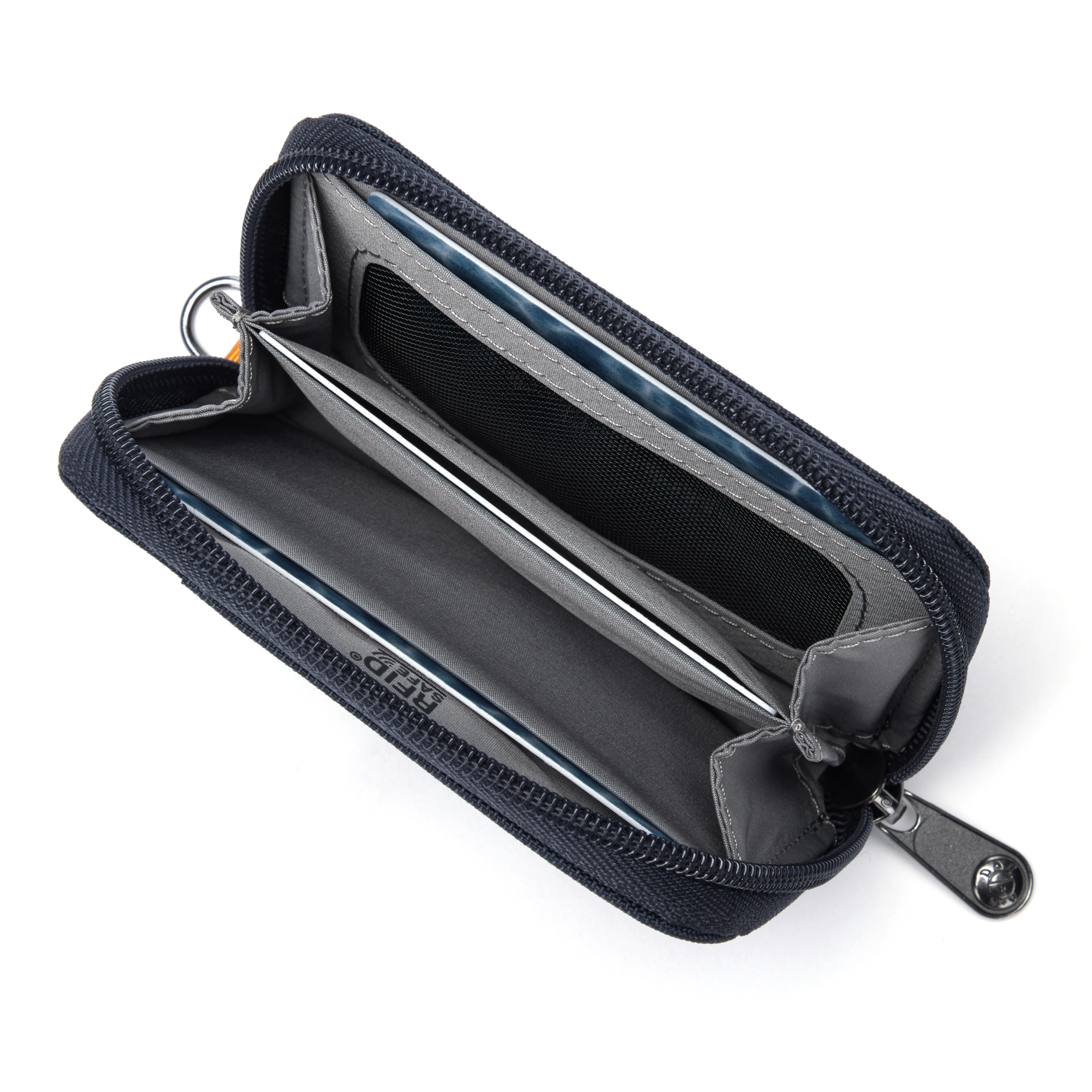 Pacsafe® RFIDsafe™ RFID blocking card wallet - Image 50