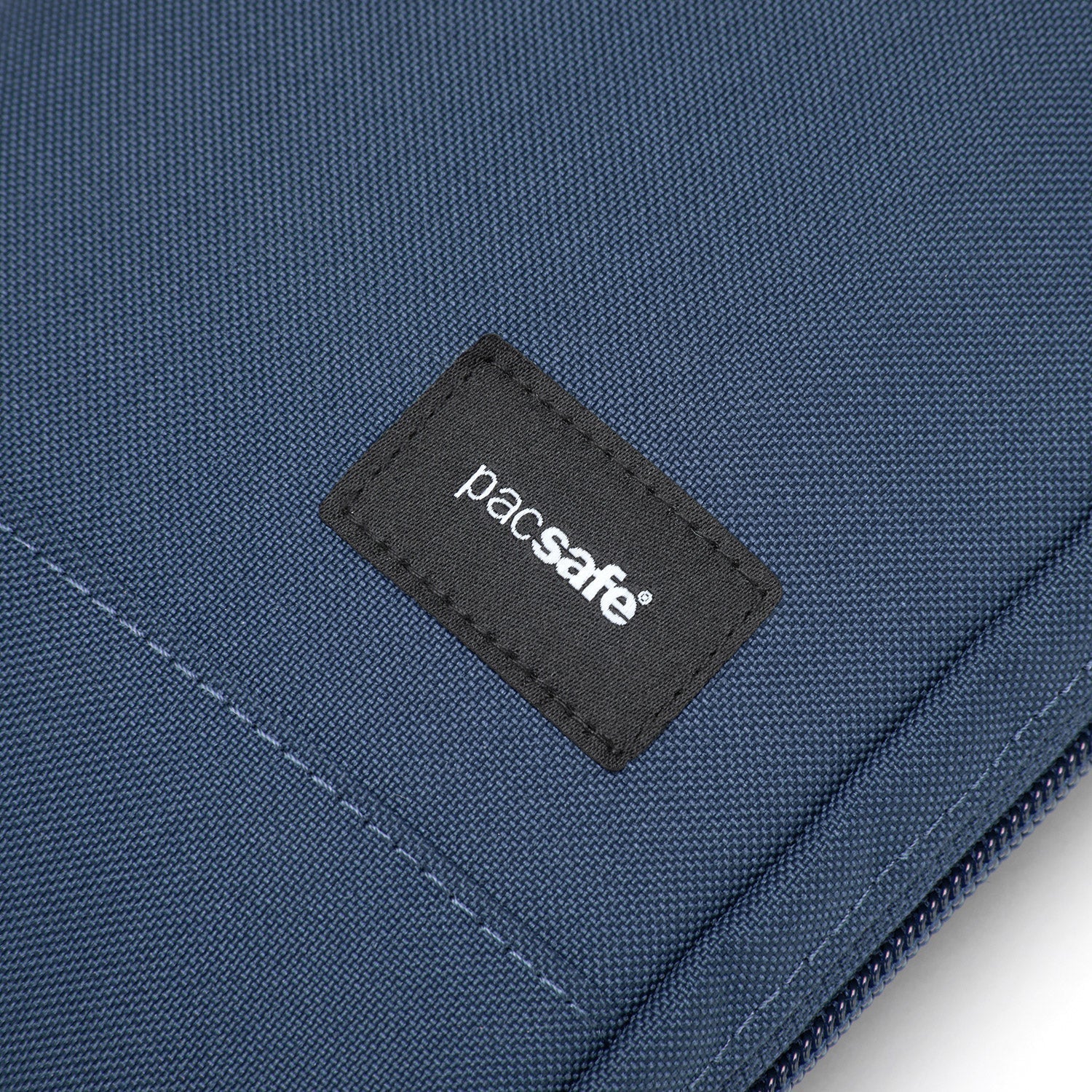 Pacsafe® RFIDsafe™ RFID blocking tech crossbody - Image 22