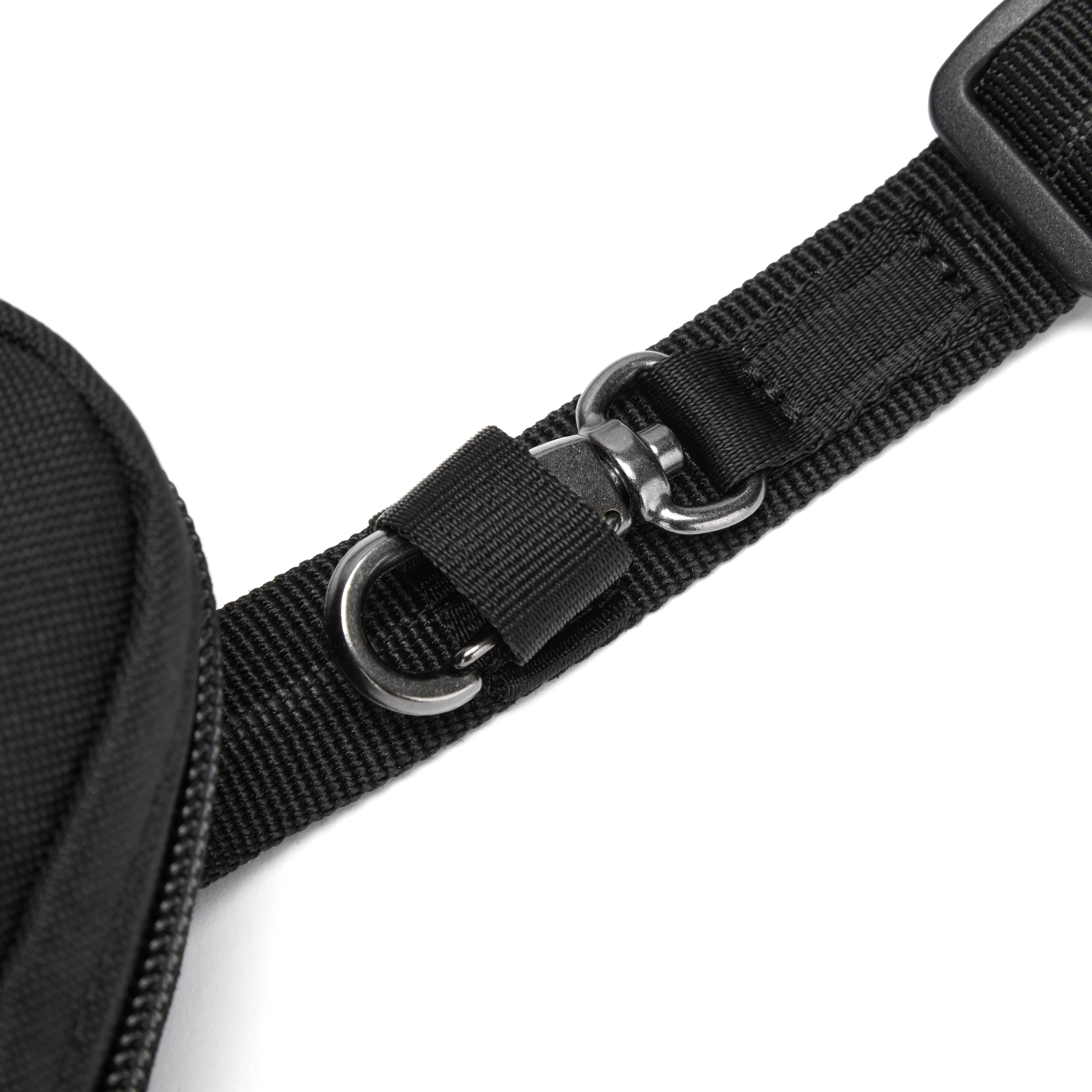 Pacsafe® RFIDsafe™ RFID blocking tech crossbody - Image 33