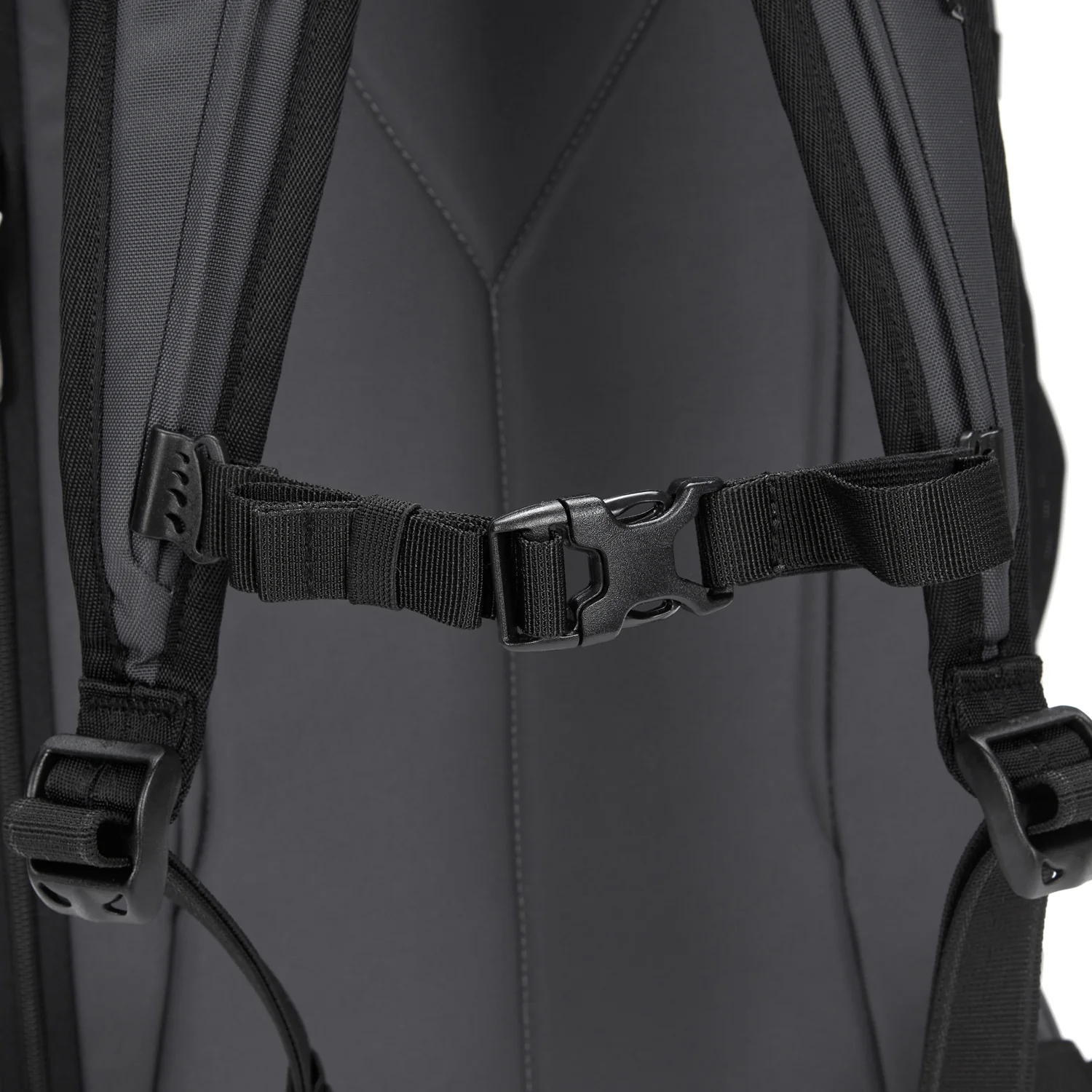 Pacsafe® EXP35 anti-theft travel backpack - Image 12